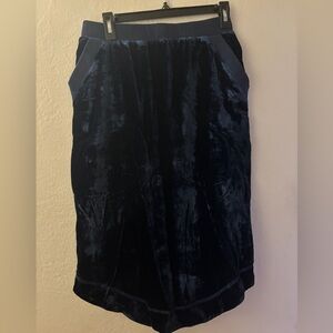 Flannel Women’s Rosalie Velvet Pencil Skirt in Navy Blue